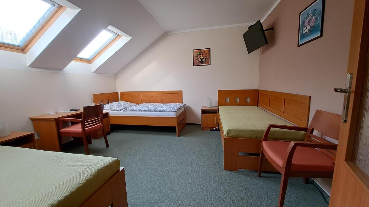Penzion Aida Ostrava Buitenkant foto